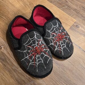 Spider slippers